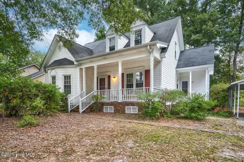 1704 Old Barn Rd, Rocky Mount, NC 27804