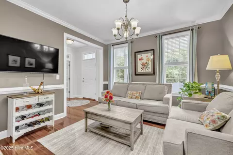 Living - 480 Captain Beam Blvd, Hampstead, NC 28443 photo 2 of 7