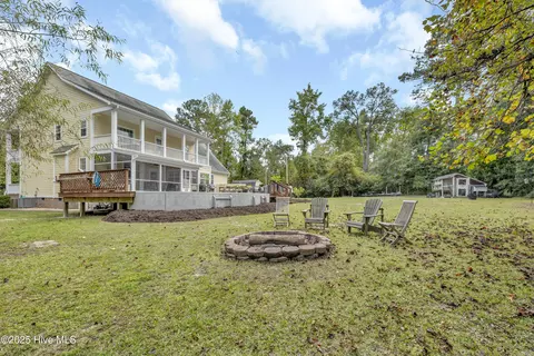 Exterior - 480 Captain Beam Blvd, Hampstead, NC 28443 photo 13 of 21