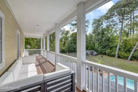 Exterior - 480 Captain Beam Blvd, Hampstead, NC 28443 photo 7 of 21