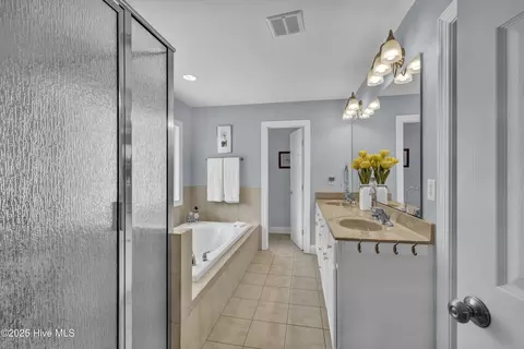 Bath - 480 Captain Beam Blvd, Hampstead, NC 28443 photo 2 of 7