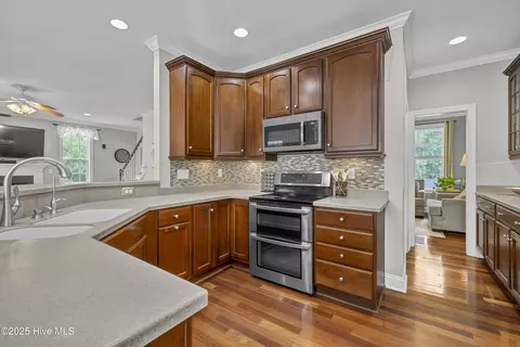 Kitchen - 480 Captain Beam Blvd, Hampstead, NC 28443 photo 2 of 4