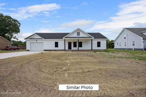 121 Danielle Dr, Elizabeth City, NC 27909