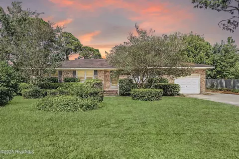 126 Mohawk Trl, Wilmington, NC 28409
