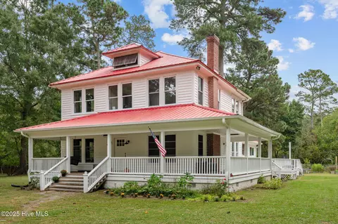 637 Hardison Rd, Bath, NC 27808 photo 3