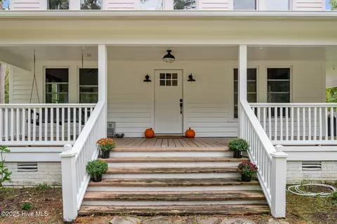 637 Hardison Rd, Bath, NC 27808 photo 5