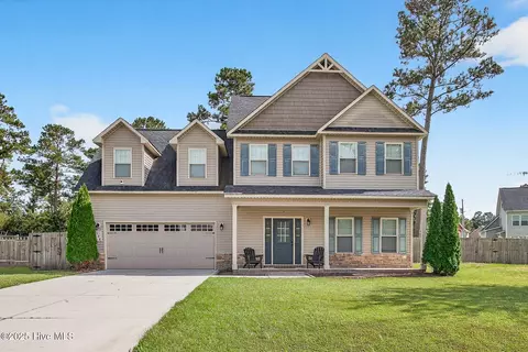 306 Emma Ct, Jacksonville, NC 28540
