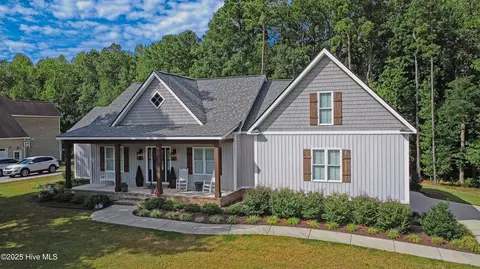 4425 Dayspring Dr, Rocky Mount, NC 27804