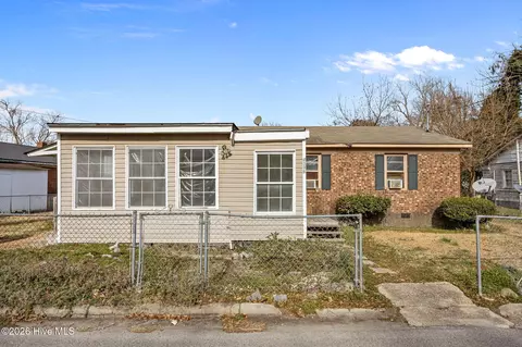 4396 W Hines St, Farmville, NC 27828