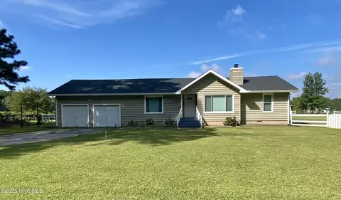 516 Knotts Island Rd, Knotts Island, NC 27950