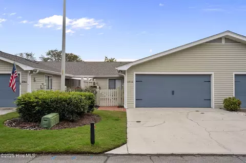5912 Chester St, Wilmington, NC 28405