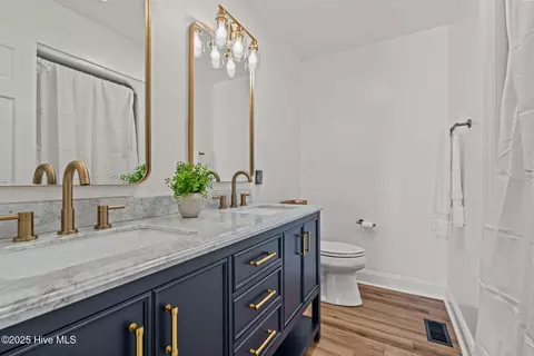 Bath - 6 Montclair Ct, Pinehurst, NC 28374 photo 2 of 3