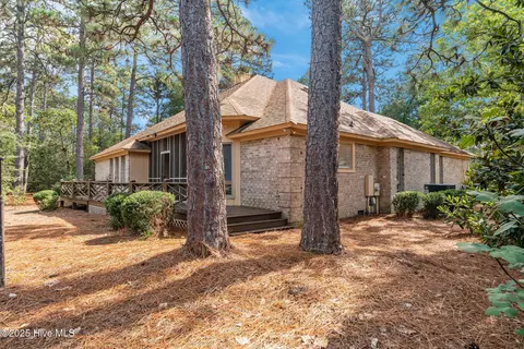 Exterior - 6 Montclair Ct, Pinehurst, NC 28374 photo 4 of 4