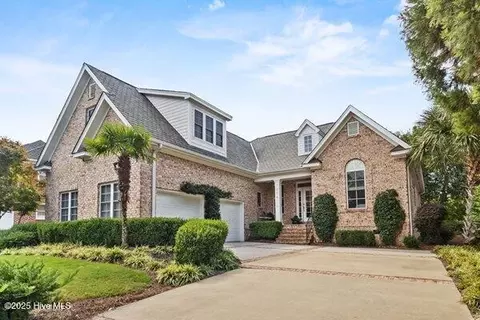 804 Fox Ridge Ln, Wilmington, NC 28405