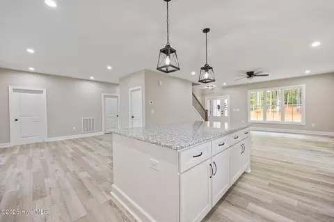 Entry Way - 284 Longleaf Dr, West End, NC 27376 photo 3 of 6