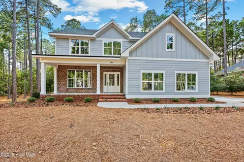 284 Longleaf Dr, West End, NC 27376