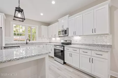 Kitchen - 284 Longleaf Dr, West End, NC 27376 photo 2 of 2