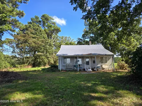 1777 Nixonton Rd, Elizabeth City, NC 27909