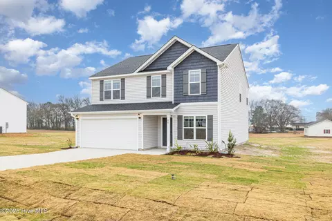42 Ham Farm Dr, La Grange, NC 28551