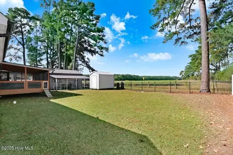 Exterior - 110 Dwight Dr, Micro, NC 27555 photo 3 of 5