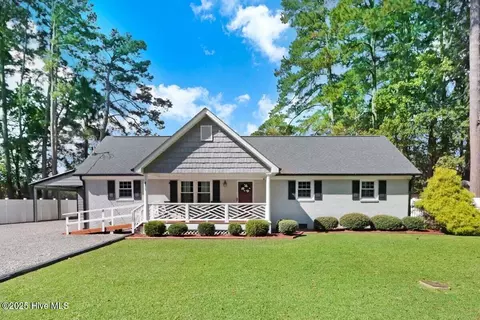 110 Dwight Dr, Micro, NC 27555