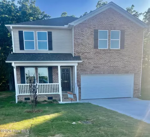 784 Rivers Edge Pkwy, Roanoke Rapids, NC 27870