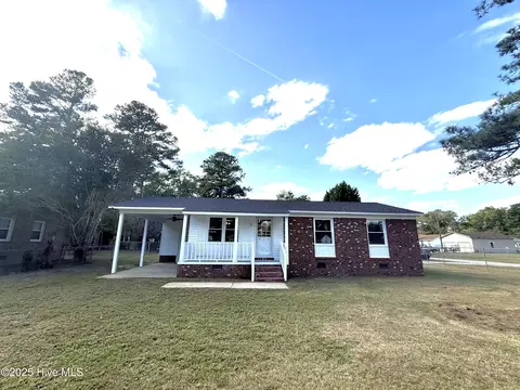 202 Emma St, Elm City, NC 27822