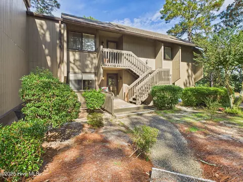 250 Sugar Gum Ln #201, Pinehurst, NC 28374