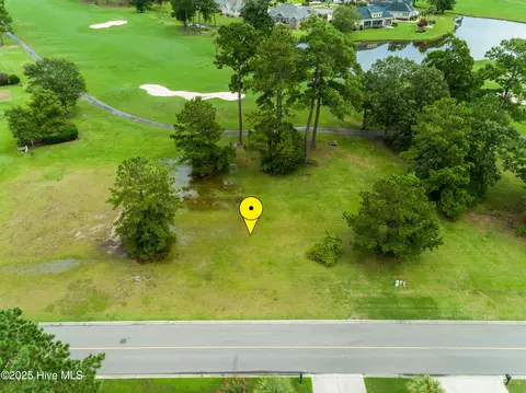 1035 Middleton Dr NW, Calabash, NC 28467