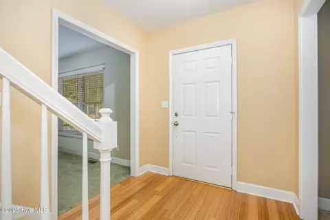 Entry Way - 3 Colonial Pines Cir, Pinehurst, NC 28374 photo 1 of 1