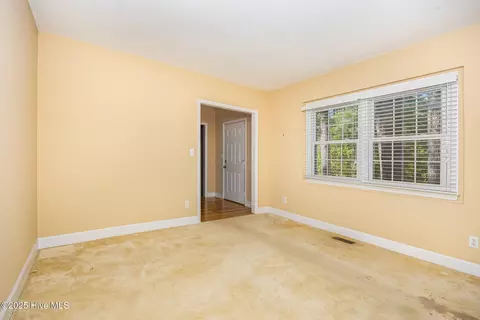 Living - 3 Colonial Pines Cir, Pinehurst, NC 28374 photo 2 of 5