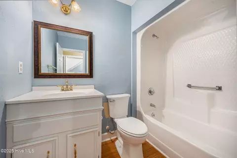 Bath - 3 Colonial Pines Cir, Pinehurst, NC 28374 photo 2 of 3