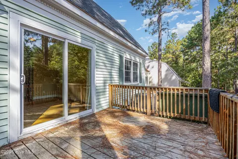 Exterior - 3 Colonial Pines Cir, Pinehurst, NC 28374 photo 3 of 5