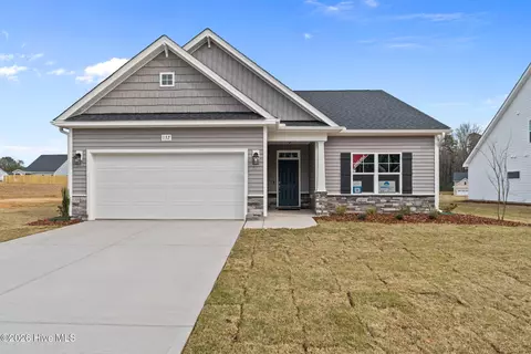 132 Michter St #68, Vass, NC 28394