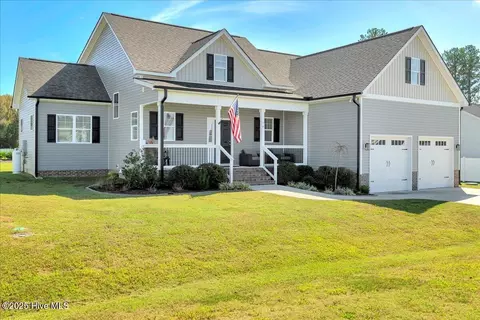 76 Sourgum Ct, Zebulon, NC 27597