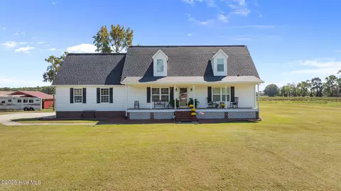 2719 Oberry Rd, Mount Olive, NC 28365