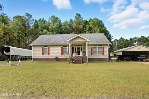 6079 Bell Williams Rd, Currie, NC 28435