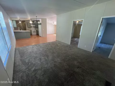 Living - 124 Waterview Dr, Grandy, NC 27939 photo 5 of 5