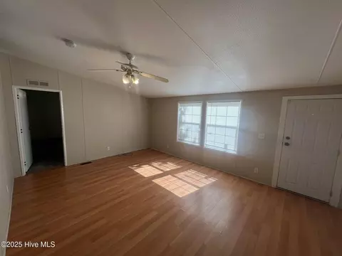 Living - 124 Waterview Dr, Grandy, NC 27939 photo 4 of 5