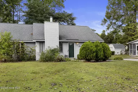 1505 Princeton Ln #B, New Bern, NC 28562