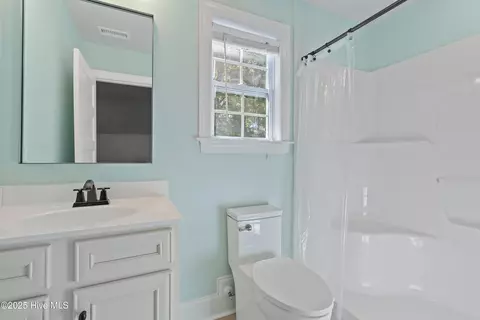 Bath - 557 Button Bush Ln, Hampstead, NC 28443 photo 6 of 6