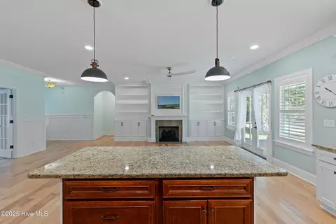 Living - 557 Button Bush Ln, Hampstead, NC 28443 photo 5 of 6