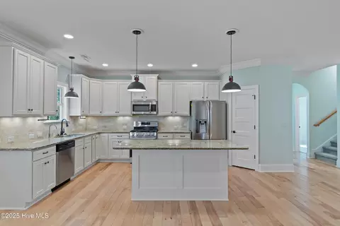 Kitchen - 557 Button Bush Ln, Hampstead, NC 28443 photo 1 of 2