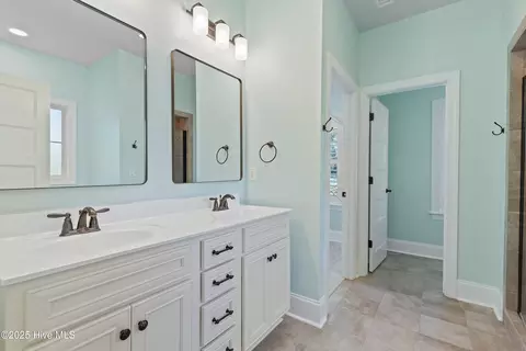 Bath - 557 Button Bush Ln, Hampstead, NC 28443 photo 1 of 6