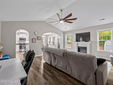 208 Demetrius Ct, Hubert, NC 28539 photo 22