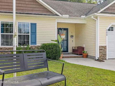 208 Demetrius Ct, Hubert, NC 28539 photo 6