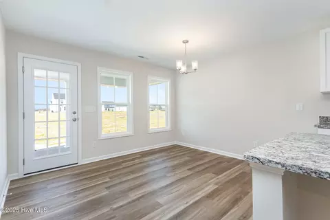 Dining - 37 Tuscarora Dr, La Grange, NC 28551 photo 2 of 3