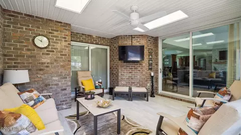 Exterior - 11 Mcmichael Dr, Pinehurst, NC 28374 photo 5 of 16