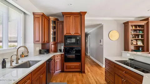 Kitchen - 11 Mcmichael Dr, Pinehurst, NC 28374 photo 5 of 6
