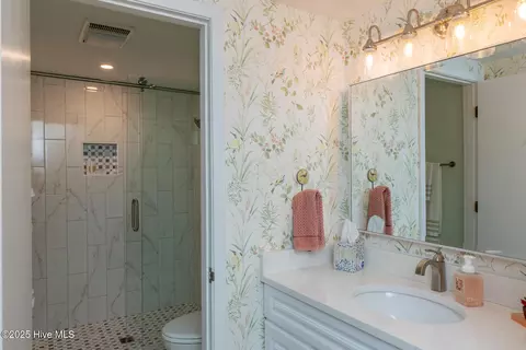 Bath - 5 Pine Tree Rd #120, Pinehurst, NC 28374 photo 1 of 3